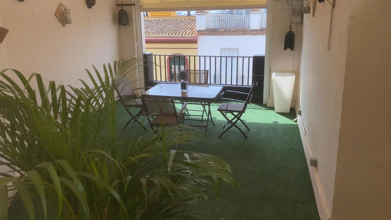 Apartamentos Mercado De Triana Sevilha Exterior foto